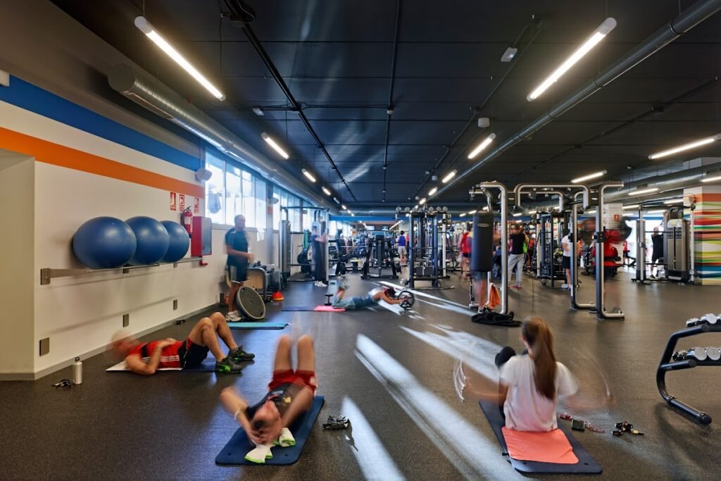 AutoWB: 1.46; 1.00; 2.33, Kelvin=2932, Tint=-0.0139